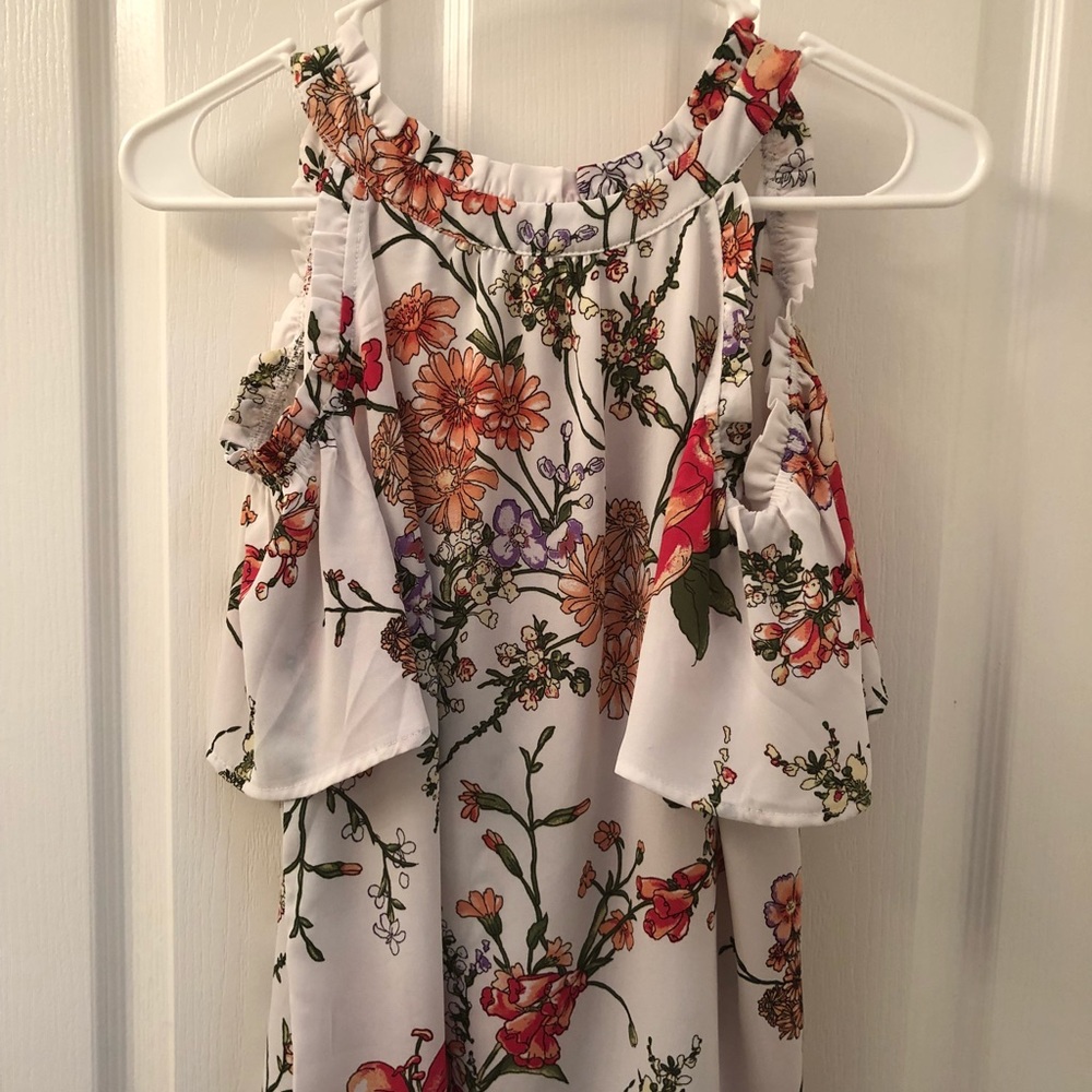 White Floral Cut-Out Shoulder Blouse.